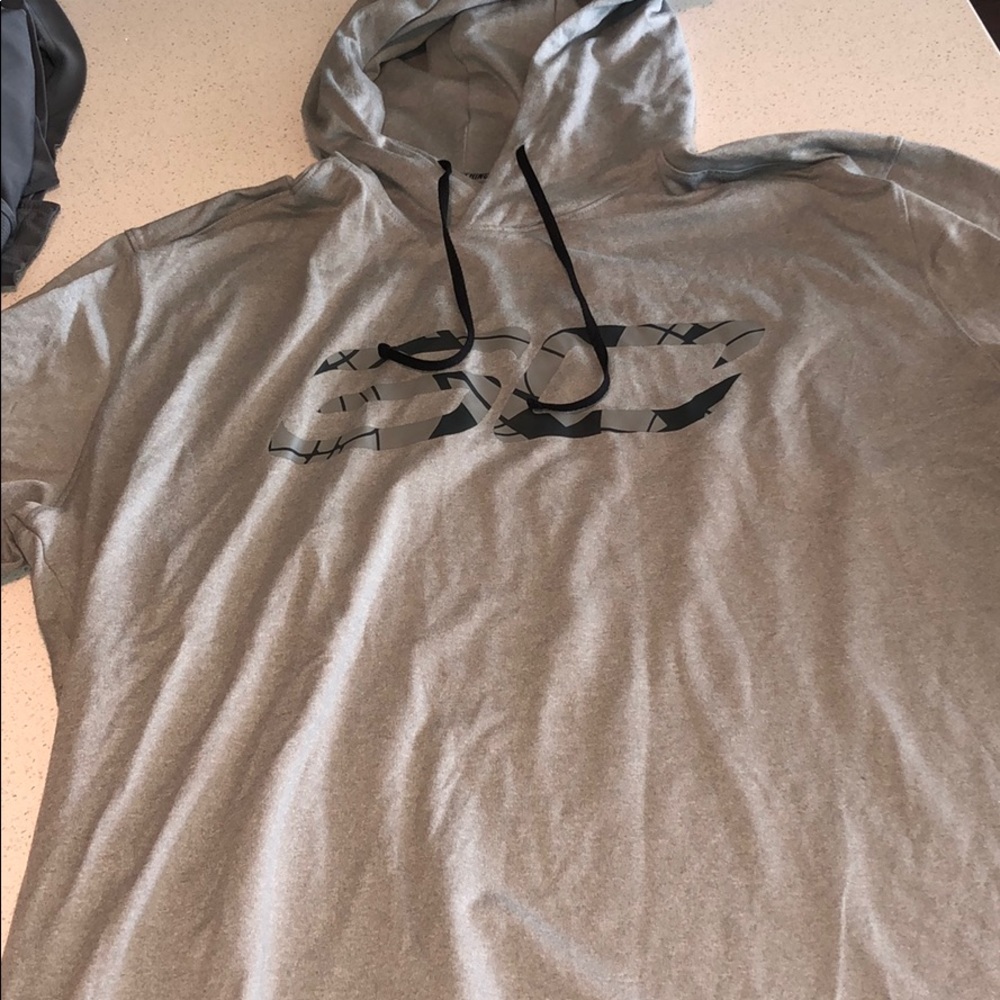 Mens under armor short sleeve tee with hood